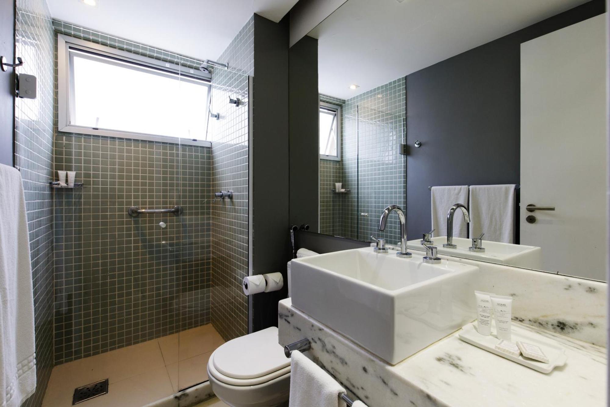 Promenade Link Barra Da Tijuca Hotel 4*